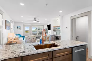 102 Miramar Dr, Mexico Beach, FL 32456 - Photo 15