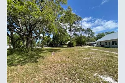 228 17th St, Apalachicola, FL 32320 - Photo 3