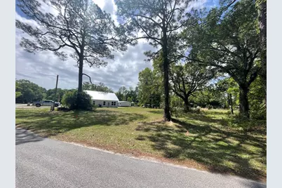 228 17th St, Apalachicola, FL 32320 - Photo 5