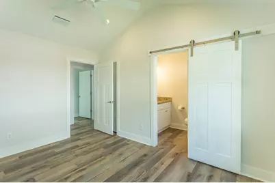 215 15th St, Apalachicola, FL 32320 - Photo 21
