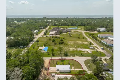 215 15th St, Apalachicola, FL 32320 - Photo 27
