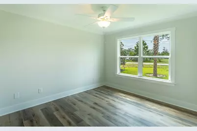 215 15th St, Apalachicola, FL 32320 - Photo 19