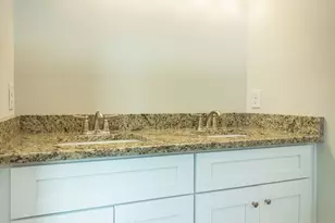 215 15th St, Apalachicola, FL 32320 - Photo 17