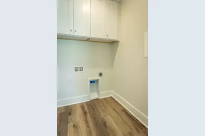 215 15th St, Apalachicola, FL 32320 - Photo 13