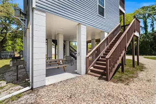 9 Shuler St, Eastpoint, FL 32328 - Photo 5