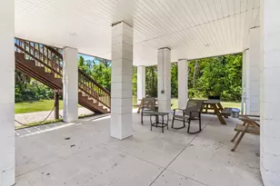 9 Shuler St, Eastpoint, FL 32328 - Photo 23