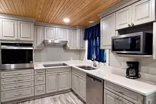 1411 Monument Ave, Port Saint Joe, FL 32456 - Photo 11