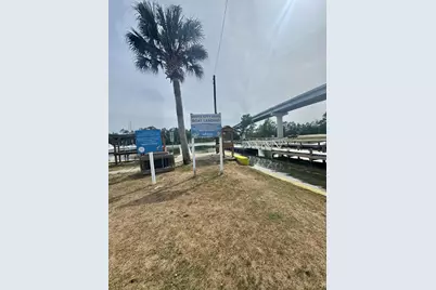 176 Charles Ave, Wewahitchka, FL 32465 - Photo 15