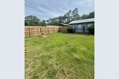 176 Charles Ave, Wewahitchka, FL 32465 - Photo 3