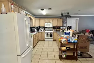 176 Charles Ave, Wewahitchka, FL 32465 - Photo 7