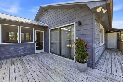 1048 W Bay Shore Dr, Saint George Island, FL 32328 - Photo 23