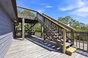 1048 W Bay Shore Dr, Saint George Island, FL 32328 - Photo 31