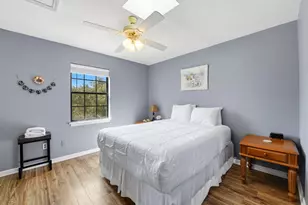 1048 W Bay Shore Dr, Saint George Island, FL 32328 - Photo 13