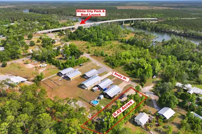 385 Sealy Dr, Wewahitchka, FL 32465 - Photo 3