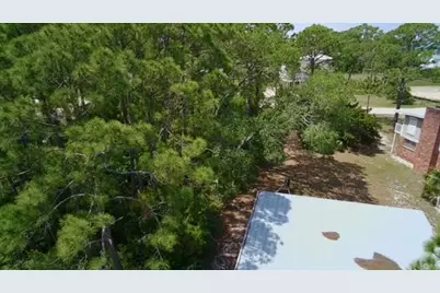 335 E Sawyer St #UNIT 5, Saint George Island, FL 32328 - Photo 37