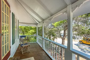 100 14th St, Apalachicola, FL 32320 - Photo 29