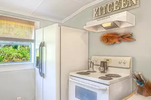 100 14th St, Apalachicola, FL 32320 - Photo 19