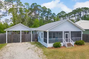 921 Twentieth St, Port Saint Joe, FL 32456 - Photo 1