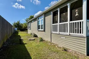 352 Gulf St, Port Saint Joe, FL 32456 - Photo 19