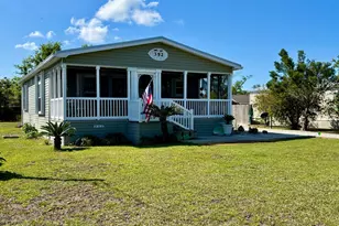 352 Gulf St, Port Saint Joe, FL 32456 - Photo 35