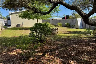 352 Gulf St, Port Saint Joe, FL 32456 - Photo 25