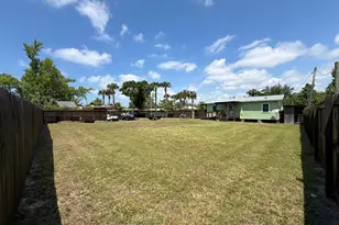 550 Pompano St, Port Saint Joe, FL 32456 - Photo 9
