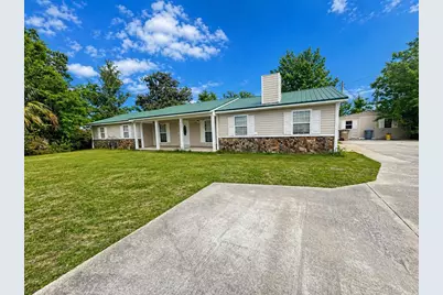 6672 Gardenia St, Wewahitchka, FL 32465 - Photo 1