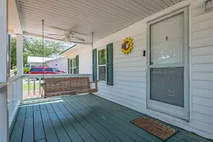 202 Old Ferry Dock Rd, Eastpoint, FL 32328 - Photo 5