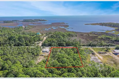 1663 Hwy 98 W, Carrabelle, FL 32322 - Photo 1