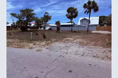 107 19th St, Mexico Beach, FL 32456 - Photo 3