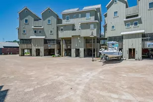 369 Pirates Landing Dr, Carrabelle, FL 32322 - Photo 3
