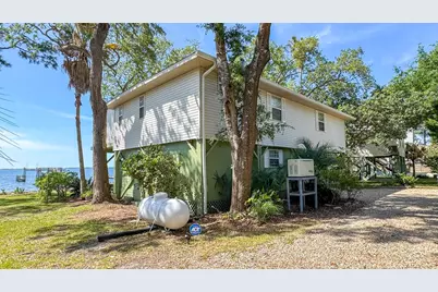 2320 Hwy 98 E, Carrabelle, FL 32323 - Photo 5