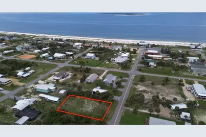 230 Pineda St, Port Saint Joe, FL 32456 - Photo 3