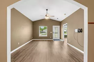 242 Abby Dr, Wewahitchka, FL 32465 - Photo 5