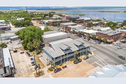 76 Market St, Apalachicola, FL 32320 - Photo 13
