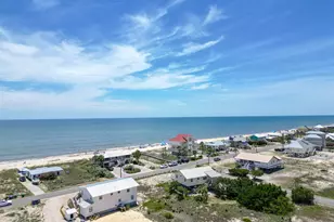 473 W Gorrie Dr, Saint George Island, FL 32328 - Photo 3