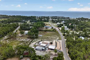 161 Beacon St, Carrabelle, FL 32322 - Photo 3