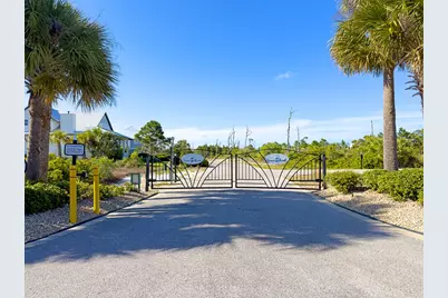 108 Hemmingway Cr, Port Saint Joe, FL 32456 - Photo 13