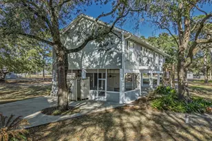 140 Craig St, Carrabelle, FL 32322 - Photo 5
