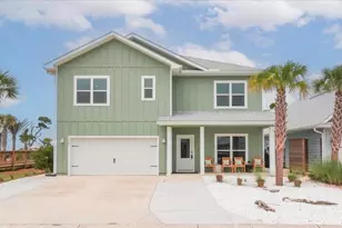 536 Sea Grv Wy, Port Saint Joe, FL 32456 - Photo 1