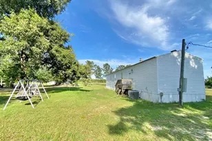 352 Michael St, Wewahitchka, FL 32465 - Photo 21