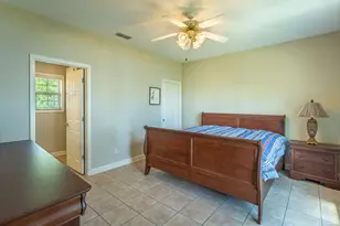 79 S Bay Shore Dr, Eastpoint, FL 32328 - Photo 23