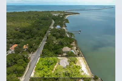 79 S Bay Shore Dr, Eastpoint, FL 32328 - Photo 37