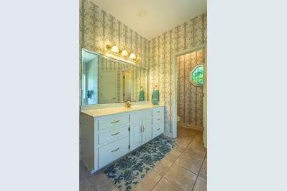 79 S Bay Shore Dr, Eastpoint, FL 32328 - Photo 29