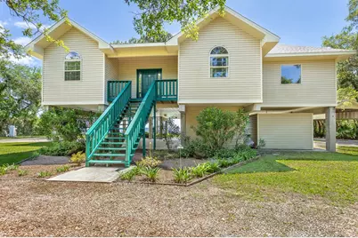 79 S Bay Shore Dr, Eastpoint, FL 32328 - Photo 3