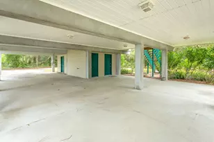 79 S Bay Shore Dr, Eastpoint, FL 32328 - Photo 35