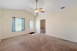 143 Pridgeon Ln, Wewahitchka, FL 32465 - Photo 3