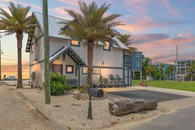 613 Fortner Ave, Mexico Beach, FL 32456 - Photo 1