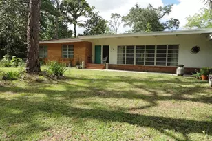 23 Adams St, Apalachicola, FL 32320 - Photo 3