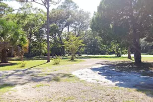 184 N Bay Shr Dr, Eastpoint, FL 32328 - Photo 43
